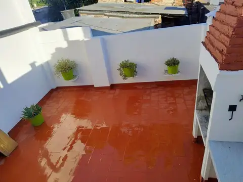VENTA PH 3 AMB REFACCIONADO TERRAZA + PARRILLA