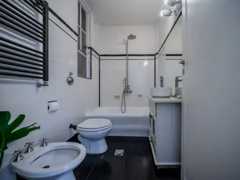 Piso en venta - Frente - Reciclado - Vista abierta