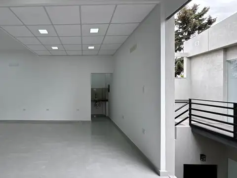 LOCAL A ESTRENAR EN CIUDAD DE LUJÁN DE CUYO