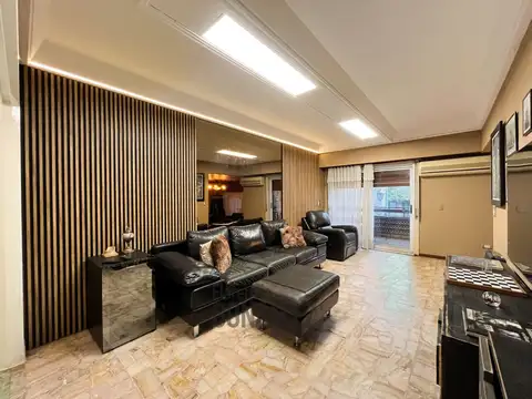 VENTA DE CASA 5 AMB EN MATADEROS