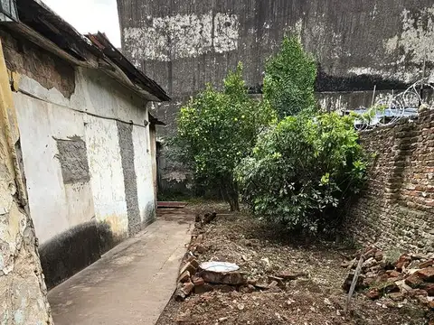 Terreno en Venta en Flores, USD 128.000