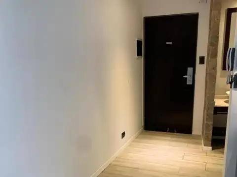 Casa 2 ambientes con 1 baño