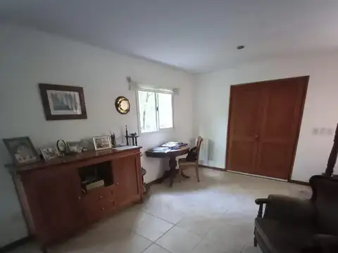 Venta Casa 5 amb permuta/financiación barrio Fincas del Lago Escobar