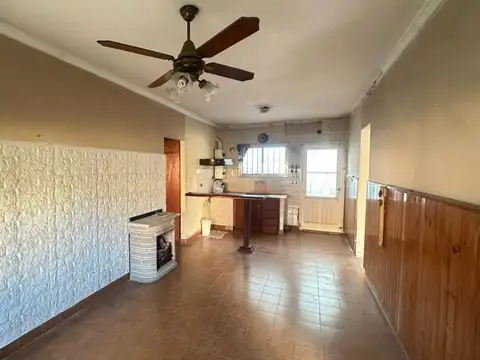 Depto Tipo Casa 3 ambientes con 1 baño