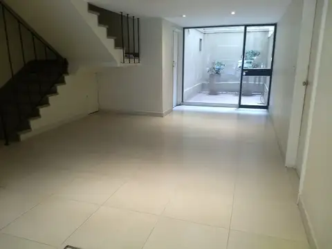 French 3500, Piso 1