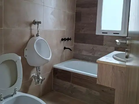 Departamento en Alquiler con 1 cocheras