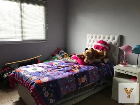 Casa 6 ambientes con 3 baños