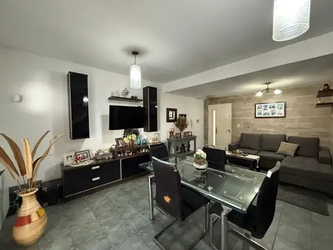 Depto Tipo Casa en Venta 6 años
