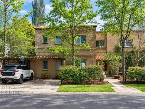 Casa en Venta de 5 dormitorios