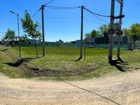 LOTE EN VENTA CITY BELL BARRIO LAS CAROLINAS