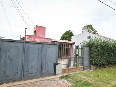 CASA 3 DORMITORIOS CON PILETA