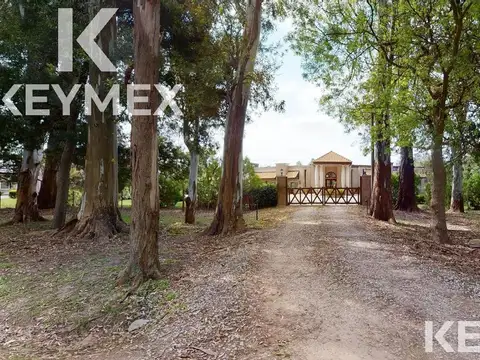 Campos de Roca, Ruta 2 km 65.