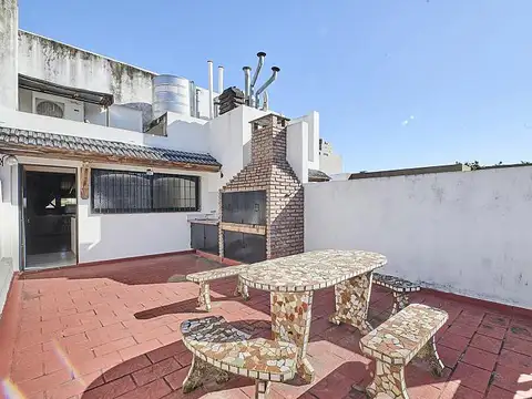 Depto Tipo Casa en Venta 25 años