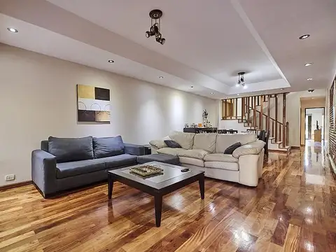 Depto Tipo Casa en Venta de 3 dormitorios