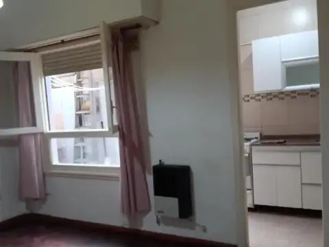 Depto Tipo Casa en Venta en Flores, USD 66.000