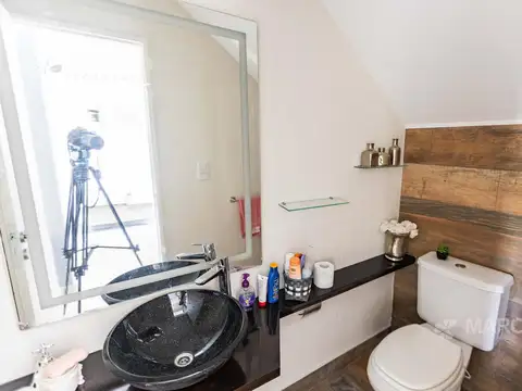 CASA EN VENTA EN EL CANTON AL AGUA -MAROTO PROPIEDADES
