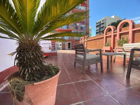 VENTA DPTO 3 AMB  EN CABALLITO CON PATIO Y COCHERA