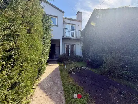 Depto Tipo Casa en Venta de 3 dormitorios