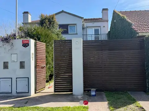 Depto Tipo Casa en Venta de 4 ambientes
