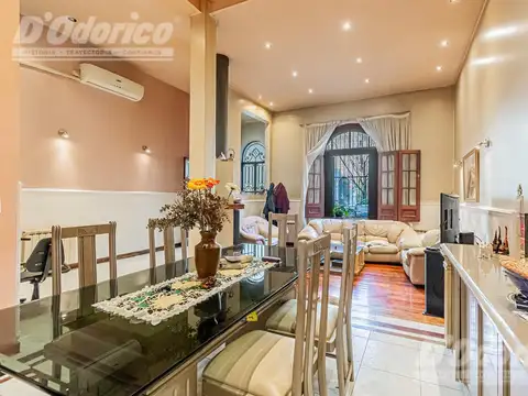 Depto Tipo Casa en Venta 70 años