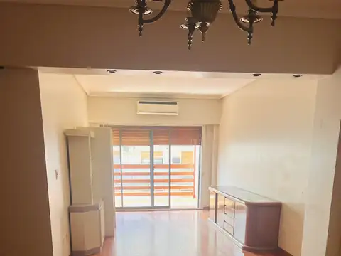 Departamento en Venta de 4 dormitorios