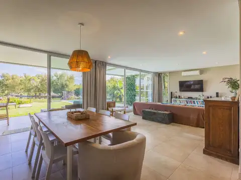 Casa en Venta al Oeste