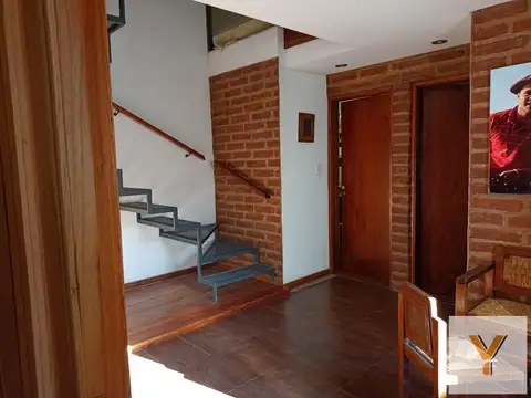 Casa 4 ambientes con 3 baños