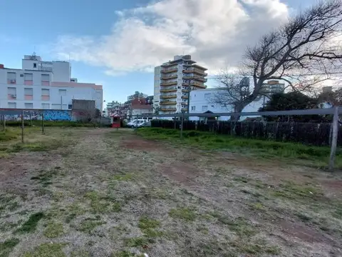 Terreno - Venta- Villa Gesell - Céntrico