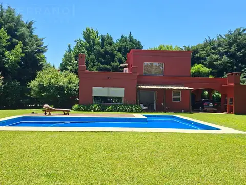 Venta casa 4 ambientes sobre lote de 1508m2 en San Joaquin, Exaltación de la Cruz