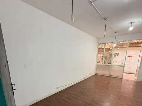 Local en Venta 50 años