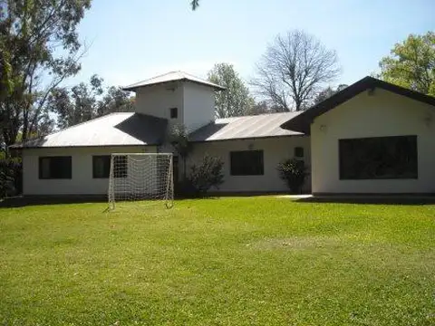 Casa - Barrio Parque Leloir