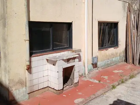 Depto Tipo Casa en Venta 60 años
