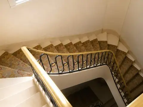 Casa en Venta con 6 cocheras