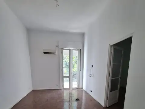 Depto Tipo Casa en Venta 45 años