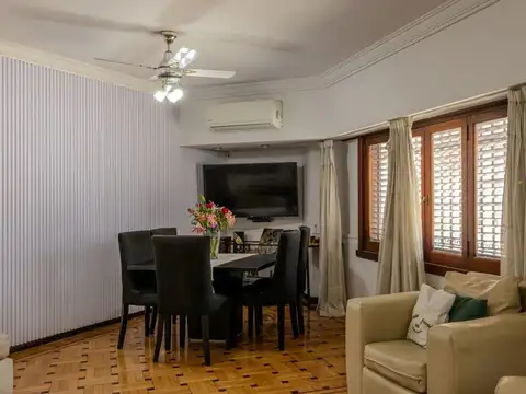 Casa en Venta en Barrio Naón, Mataderos