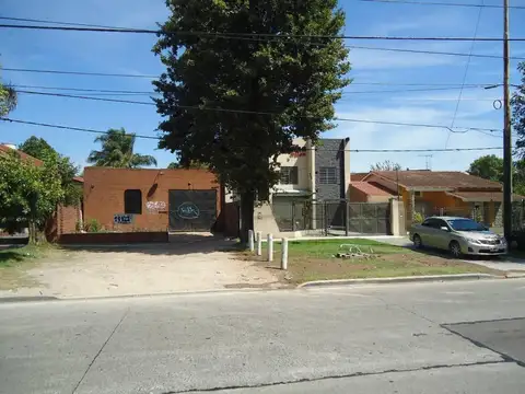 Galpon en Venta en Burzaco, USD 220.000