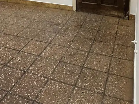 Aristóbulo Del Valle 1300