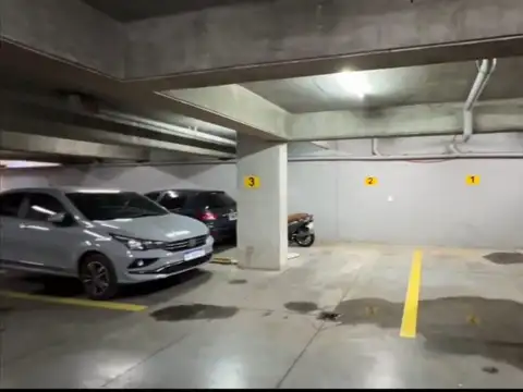 VENTA PLANTA DE COCHERAS 7 UNIDADES