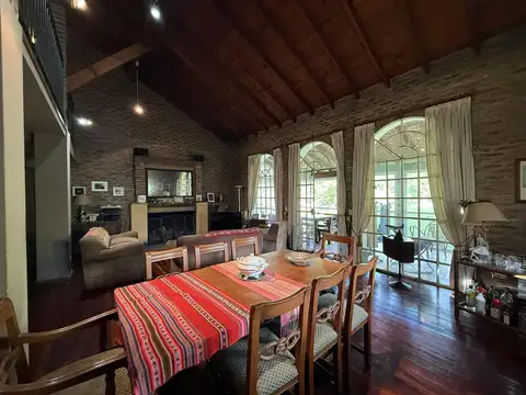 Casa en Venta en Las Acacias, USD 350.000