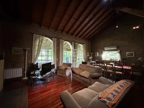 Casa en Venta en Las Acacias, USD 350.000