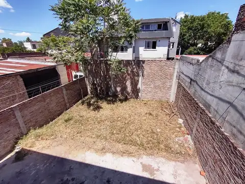 Depto Tipo Casa en Venta con 1 cocheras
