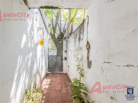 Casa 3 Ambientes en Venta en Moron