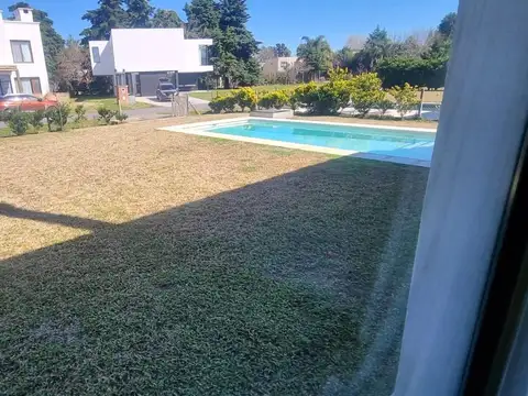 Casa en Alquiler Temporal al Este