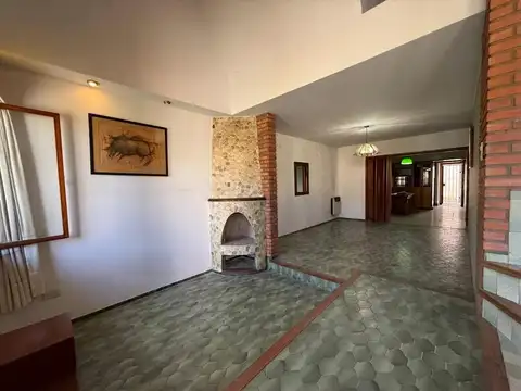 Casa en Venta en Barrio Matheu, USD 150.000