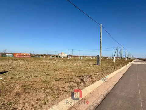 Terreno en Venta 20  mts Fondo