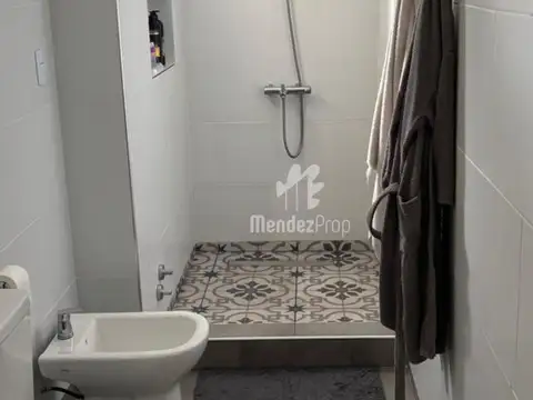 VENTA DE CASA EN ADROGUE. GRAN OPRTUNIDAD  