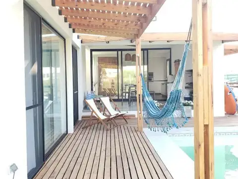 Casa en Venta en Ceibos 2 dormitorios, Puertos 100
