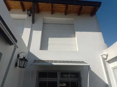 Depto Tipo Casa en Venta 16 años