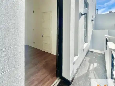Depto Tipo Casa 2 ambientes con 1 baño
