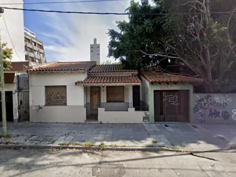 Casa 7 ambientes con 3 baños